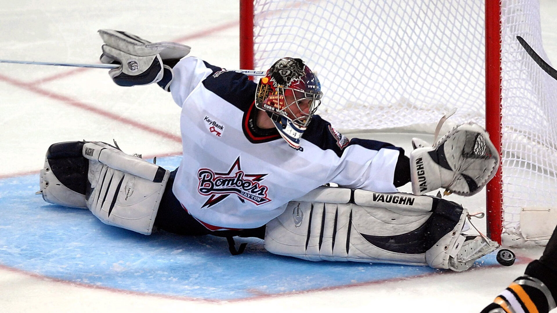 体育新闻中心发布冬季项目国家集训队轮换名单，国家队冬季训练服